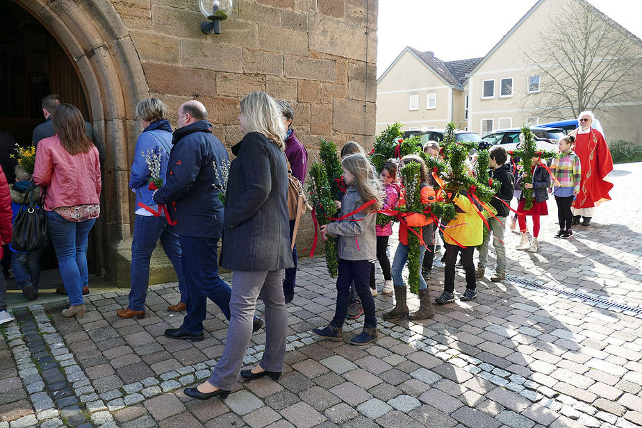 Palmsonntag in St. Crescentius